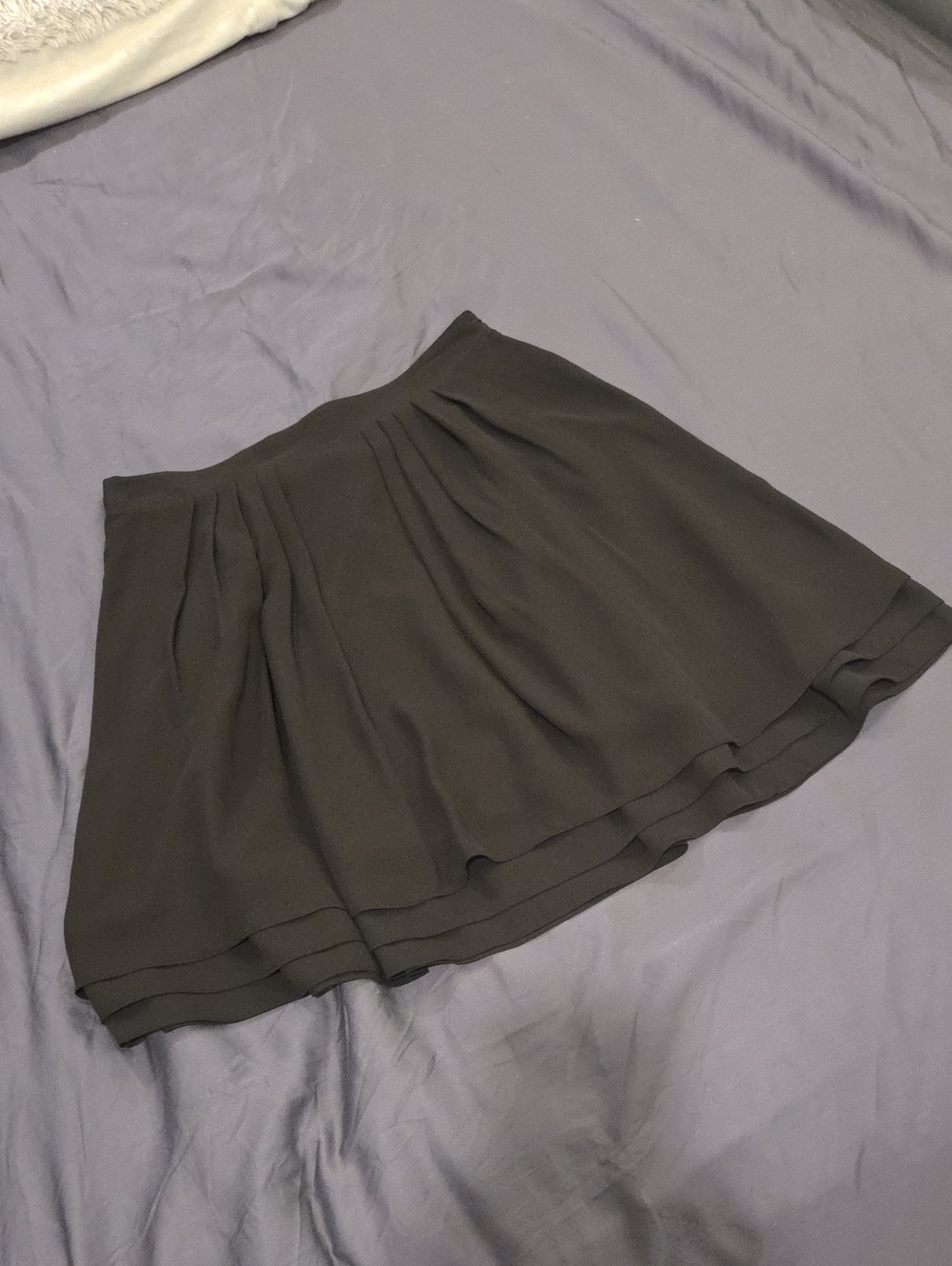 Karl Lagerfeld Paris Double-Layered Pleated Mini Skirt - Black, Size 6!